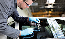 Autoglas Ulm - Steinschlagreparatur